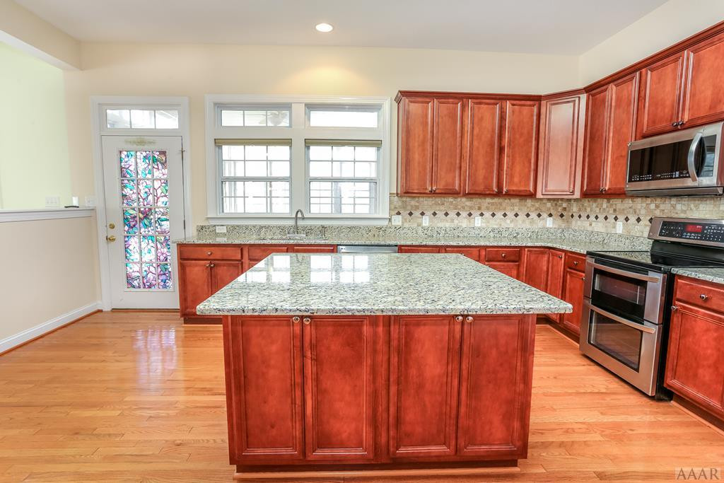 319 Green View Road Moyock, NC 27958 - Photo 14 of 39