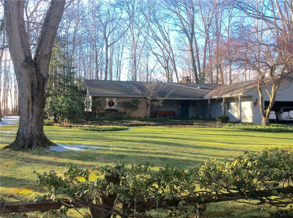 Lovely Ranch Style home on @4 Acre lot