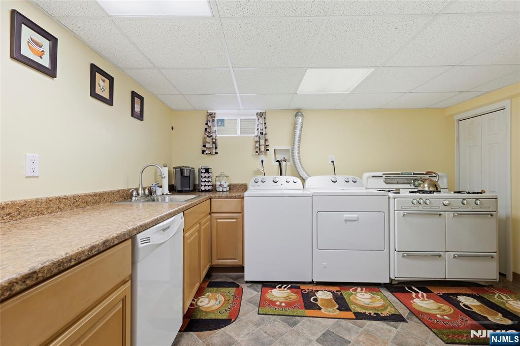 29 Corsi Road Bloomfield, NJ 07003 - Photo 26 of 31