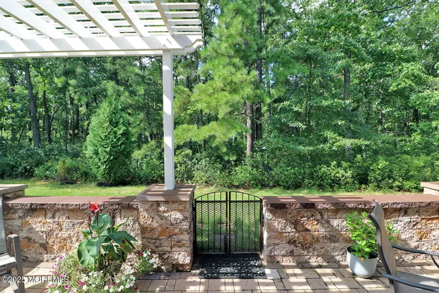 $549,900 | 669 Timberline Lane, Manchester Township, NJ 08759