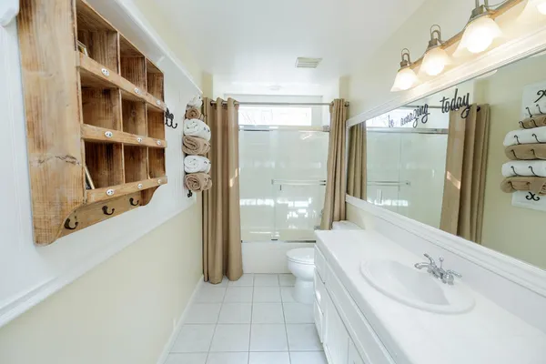 $699,000 | 2300 Oak Creek Drive, Copperopolis, CA 95228