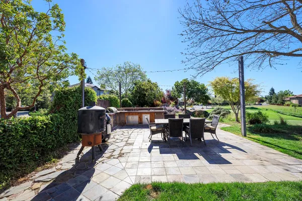 $699,000 | 2300 Oak Creek Drive, Copperopolis, CA 95228
