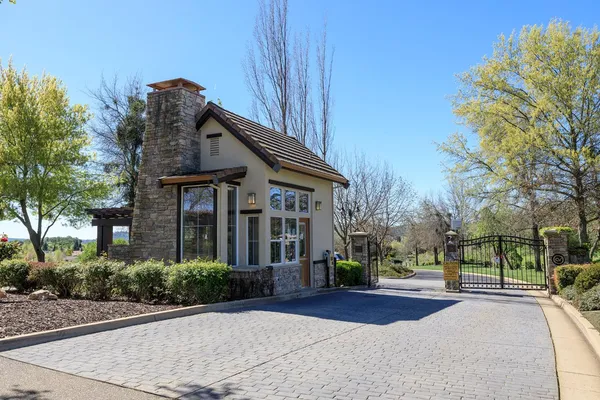 $699,000 | 2300 Oak Creek Drive, Copperopolis, CA 95228