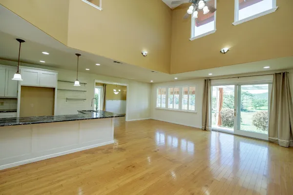 $699,000 | 2300 Oak Creek Drive, Copperopolis, CA 95228