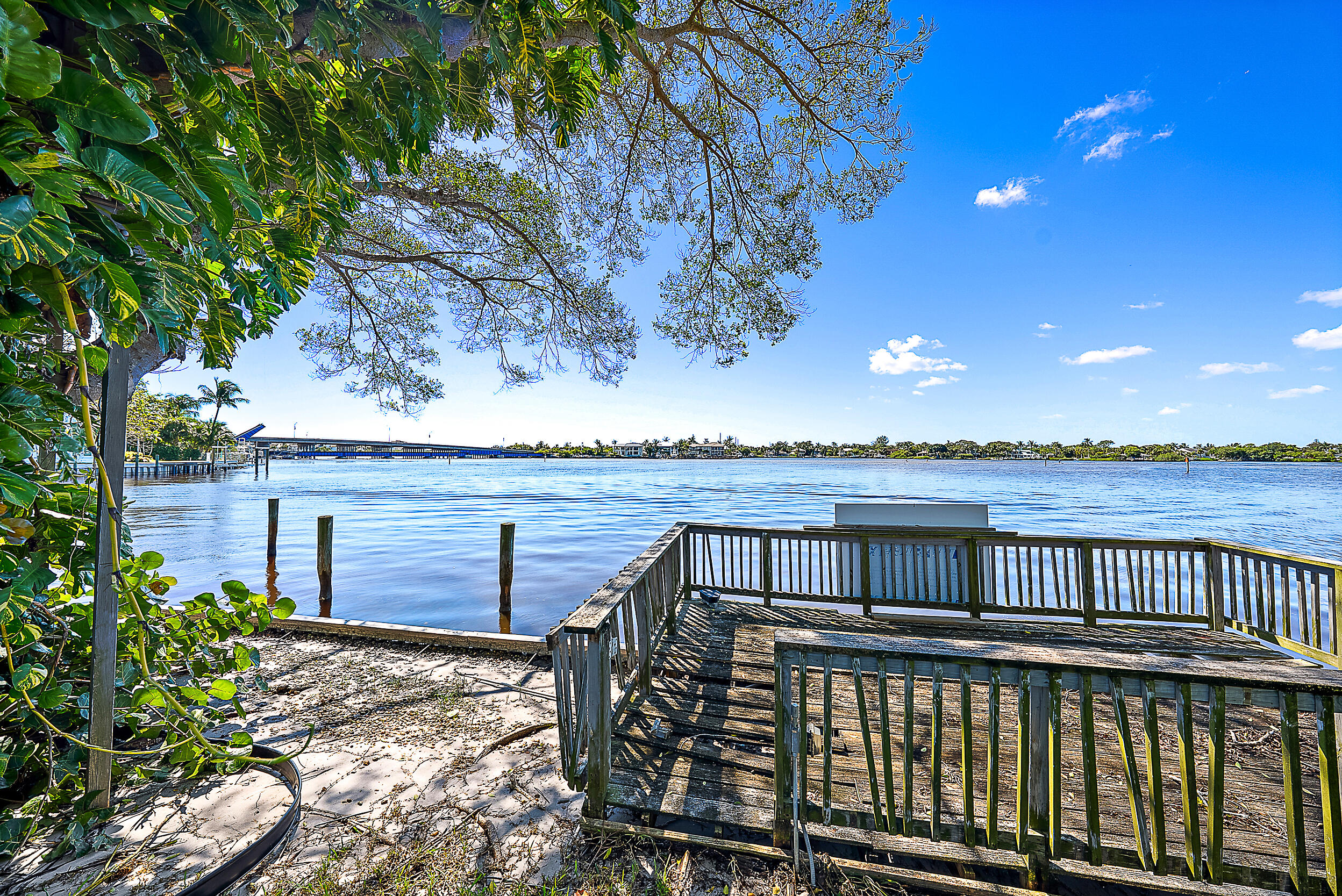 50 East Riverside Drive Jupiter, FL 33469 - Photo 17 of 19 50 East Riverside Dr-7