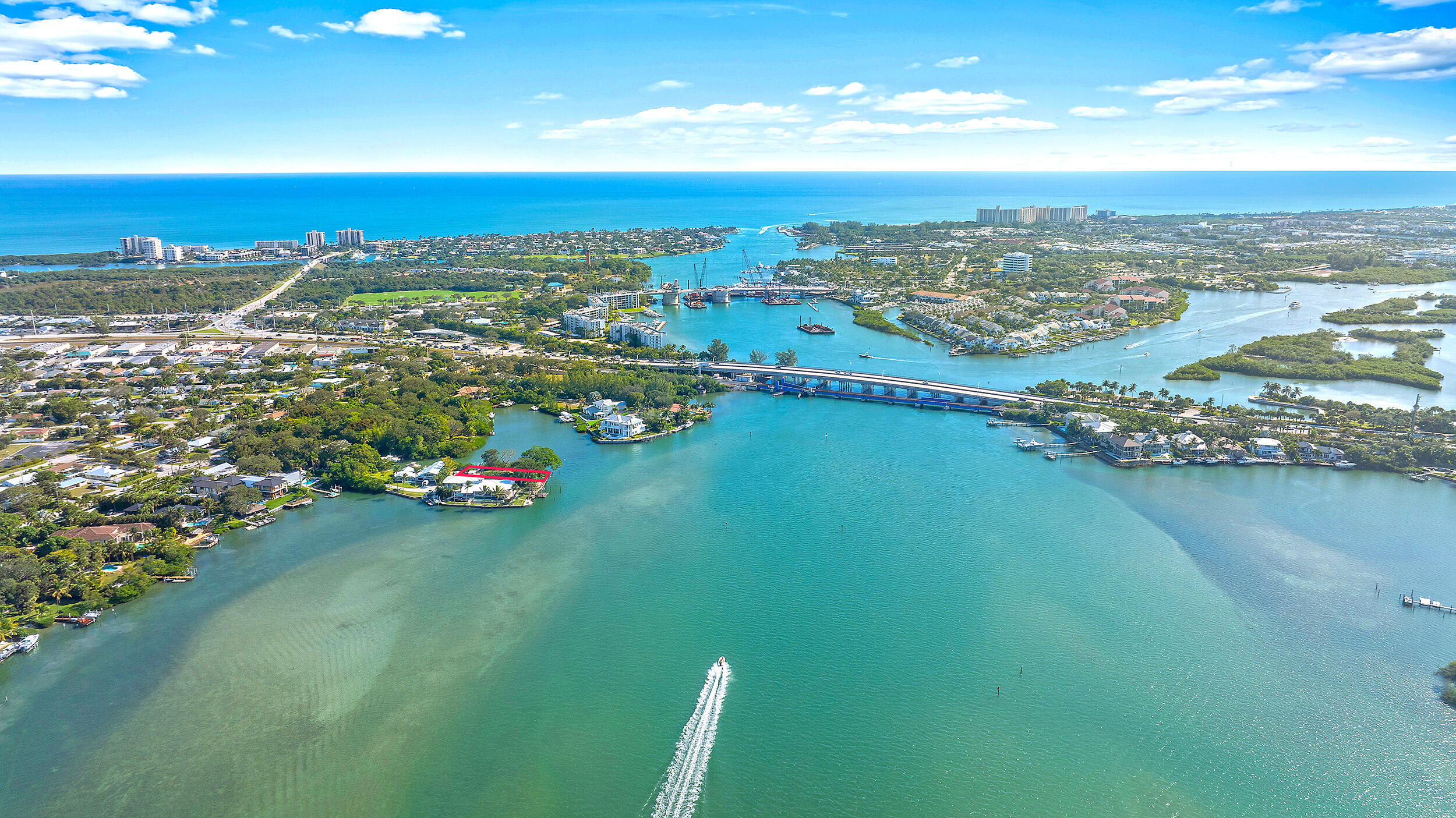 50 East Riverside Drive Jupiter, FL 33469 - Photo 5 of 19 East View