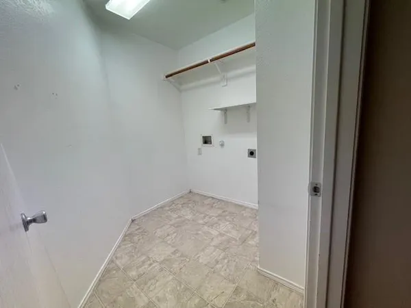 $2,000 | 621 Crystal Falls Drive, McKinney, TX 75071