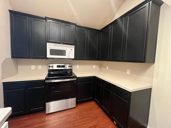 $2,000 | 621 Crystal Falls Drive, McKinney, TX 75071