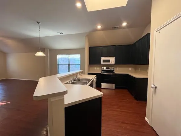 $2,000 | 621 Crystal Falls Drive, McKinney, TX 75071