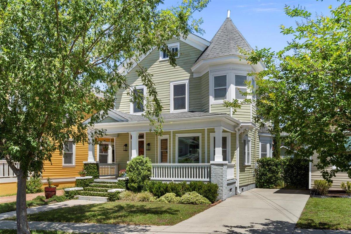 28 Maple