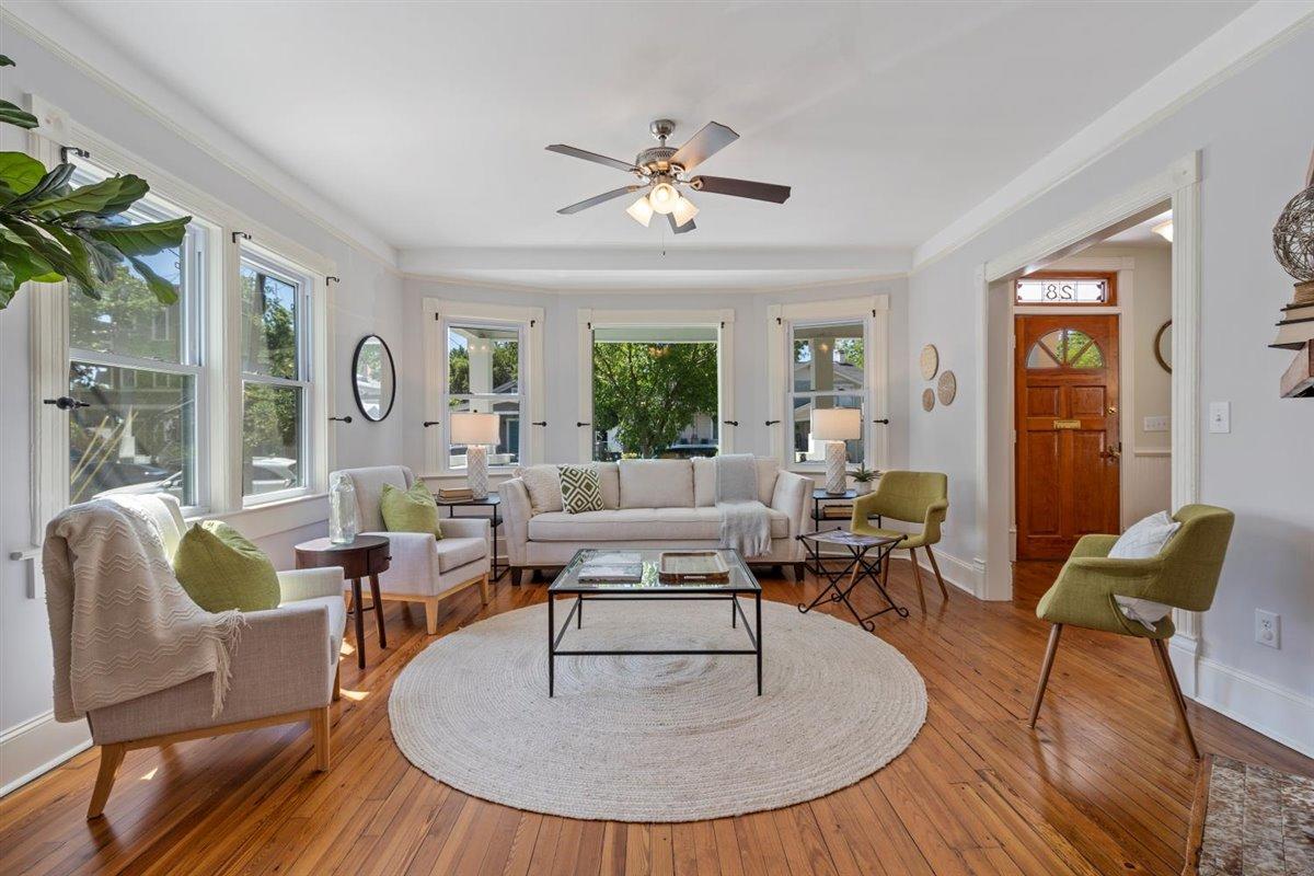 28 Maple Street Charleston, SC 29403 - Photo 7 of 51 Living Area