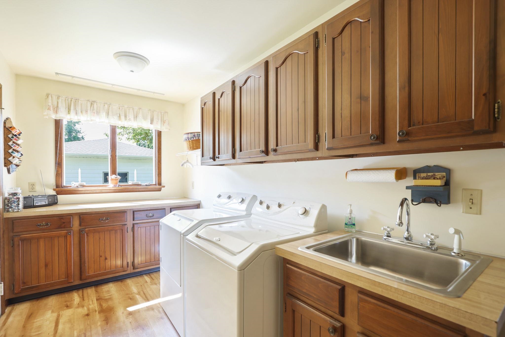 11155 South Evergreen Road Birch Run, MI 48415 - Photo 25 of 56