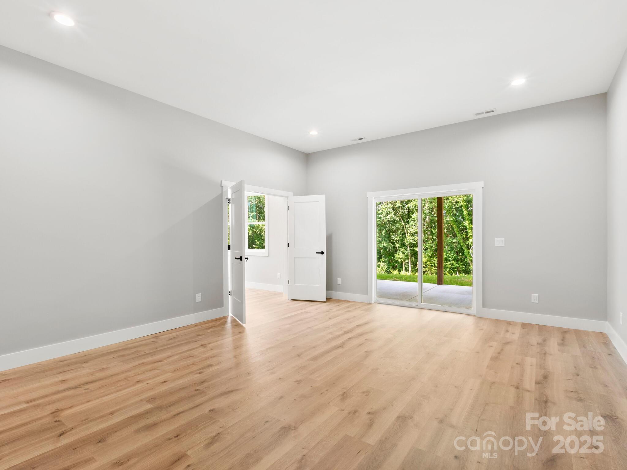 231 Asbury Road Candler, NC 28715 - Photo 18 of 35 Gallery Image 18