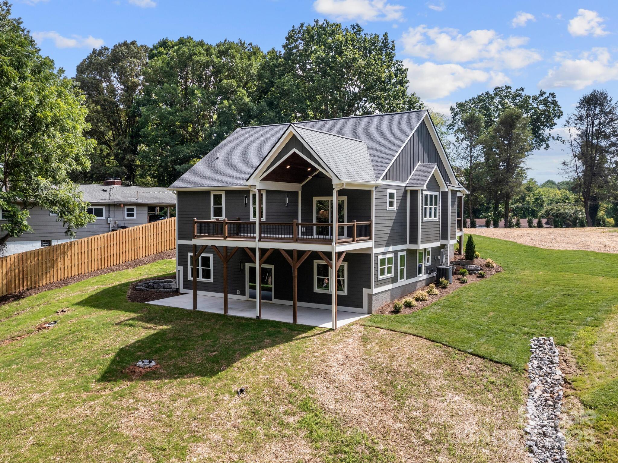 231 Asbury Road Candler, NC 28715 - Photo 29 of 35 Gallery Image 29