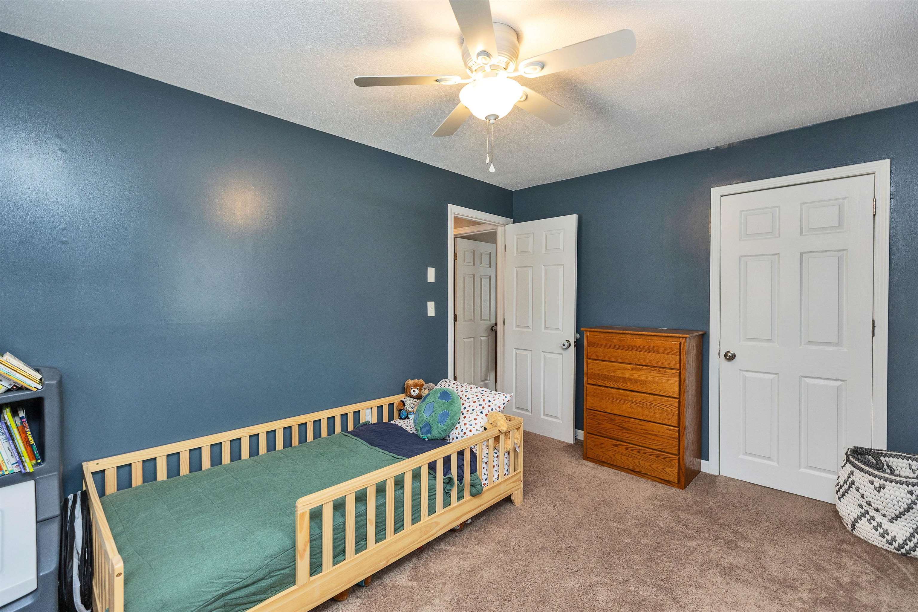 1 Nancy Lane Raymond, NH 03077 - Photo 24 of 40