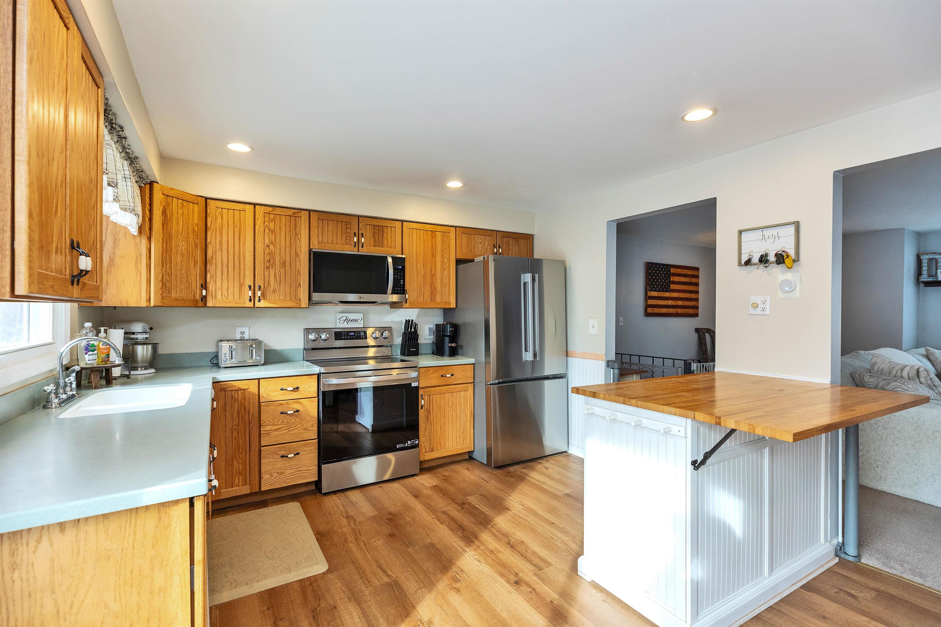 1 Nancy Lane Raymond, NH 03077 - Photo 9 of 40