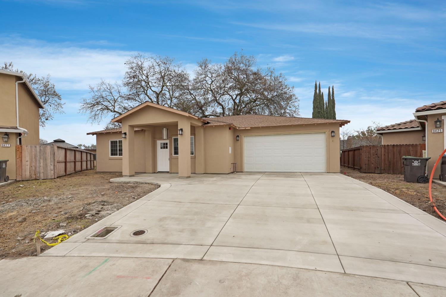9421 Carter Court Stockton, CA 95209 - Photo 31 of 31 a view of a house with a entertaining space