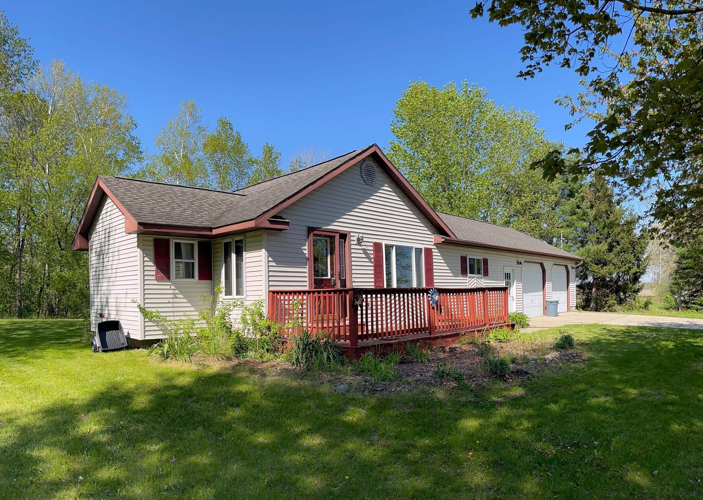 2290 Dale Road Beaverton, MI 48612 - Photo 3 of 24