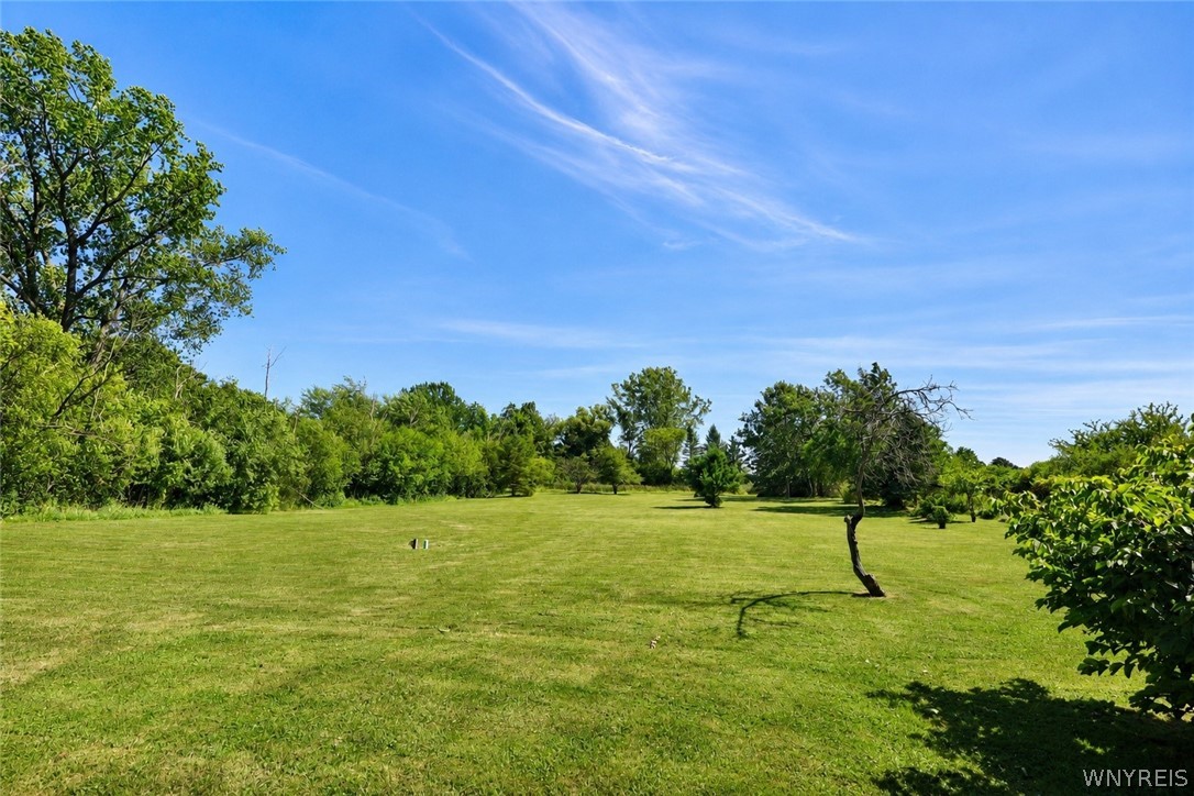 1481 Quaker Road Orchard Park, NY 14127 - Photo 14 of 48 Gallery Image 14