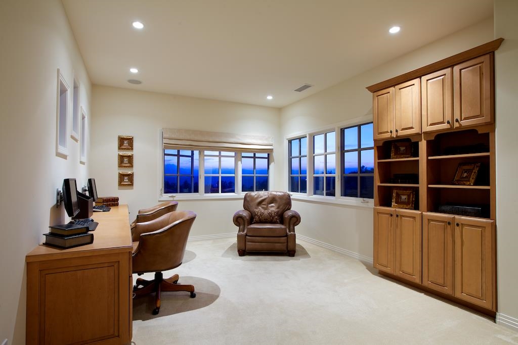 6402 Rancho Santa Fe Farms Drive Rancho Santa Fe, CA 92067 - Photo 11 of 16