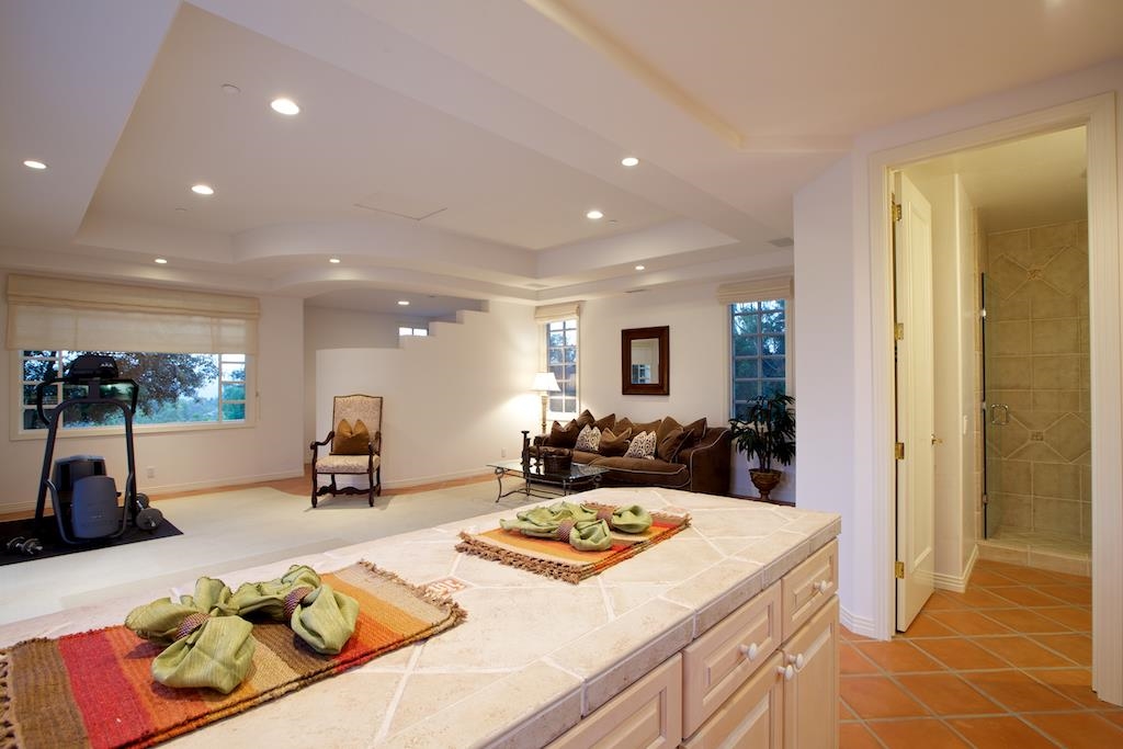 6402 Rancho Santa Fe Farms Drive Rancho Santa Fe, CA 92067 - Photo 12 of 16