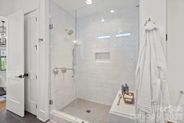 $1,395,000 | 12012 Cambridge Sq Drive, Cornelius, NC 28031