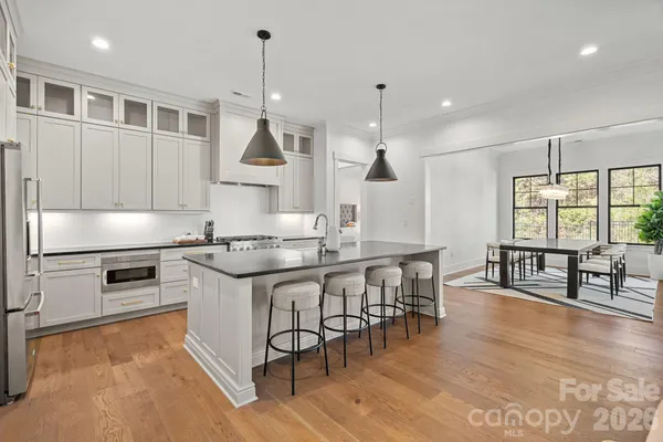$1,395,000 | 12012 Cambridge Sq Drive, Cornelius, NC 28031