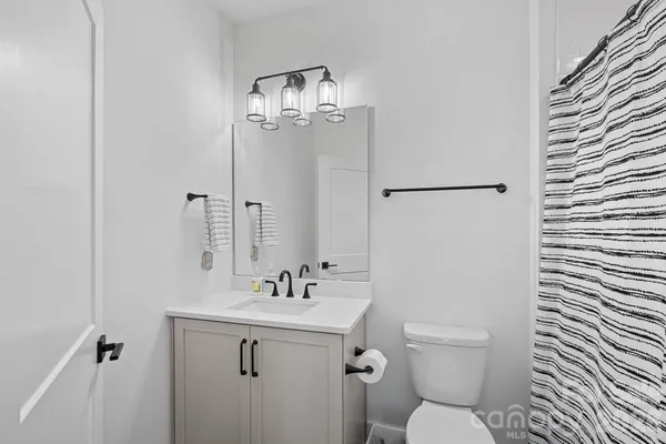 $1,395,000 | 12012 Cambridge Sq Drive, Cornelius, NC 28031