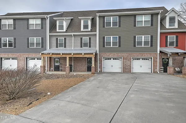 $259,900 | 105 Smartview Lane, Abingdon, VA 24210