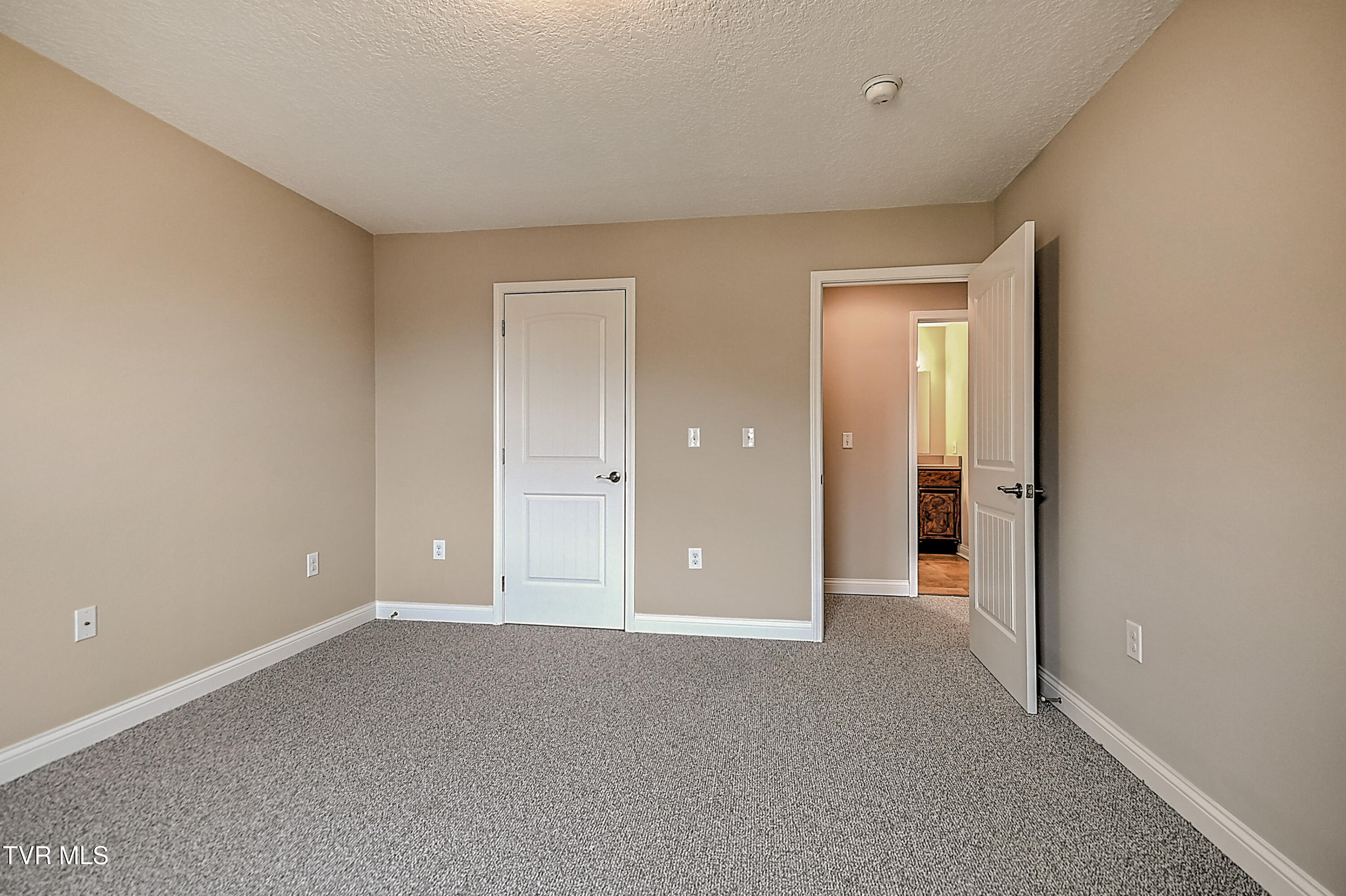 105 Smartview Lane Abingdon, VA 24210 - Photo 28 of 43 105 Smartview GUnit-40