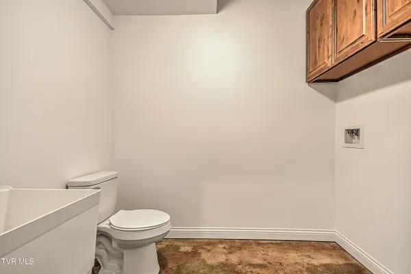 $259,900 | 105 Smartview Lane, Abingdon, VA 24210