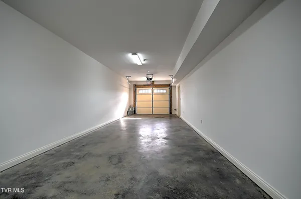 $259,900 | 105 Smartview Lane, Abingdon, VA 24210