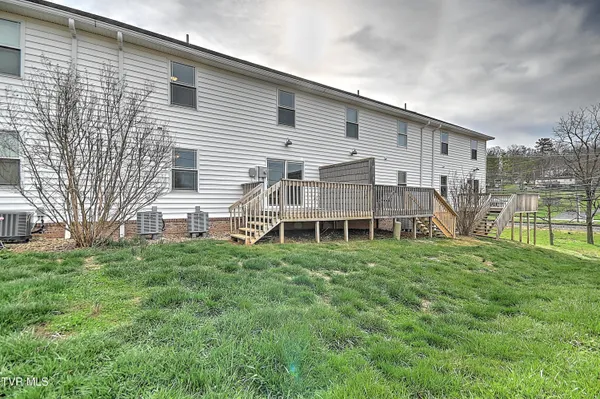 $259,900 | 105 Smartview Lane, Abingdon, VA 24210