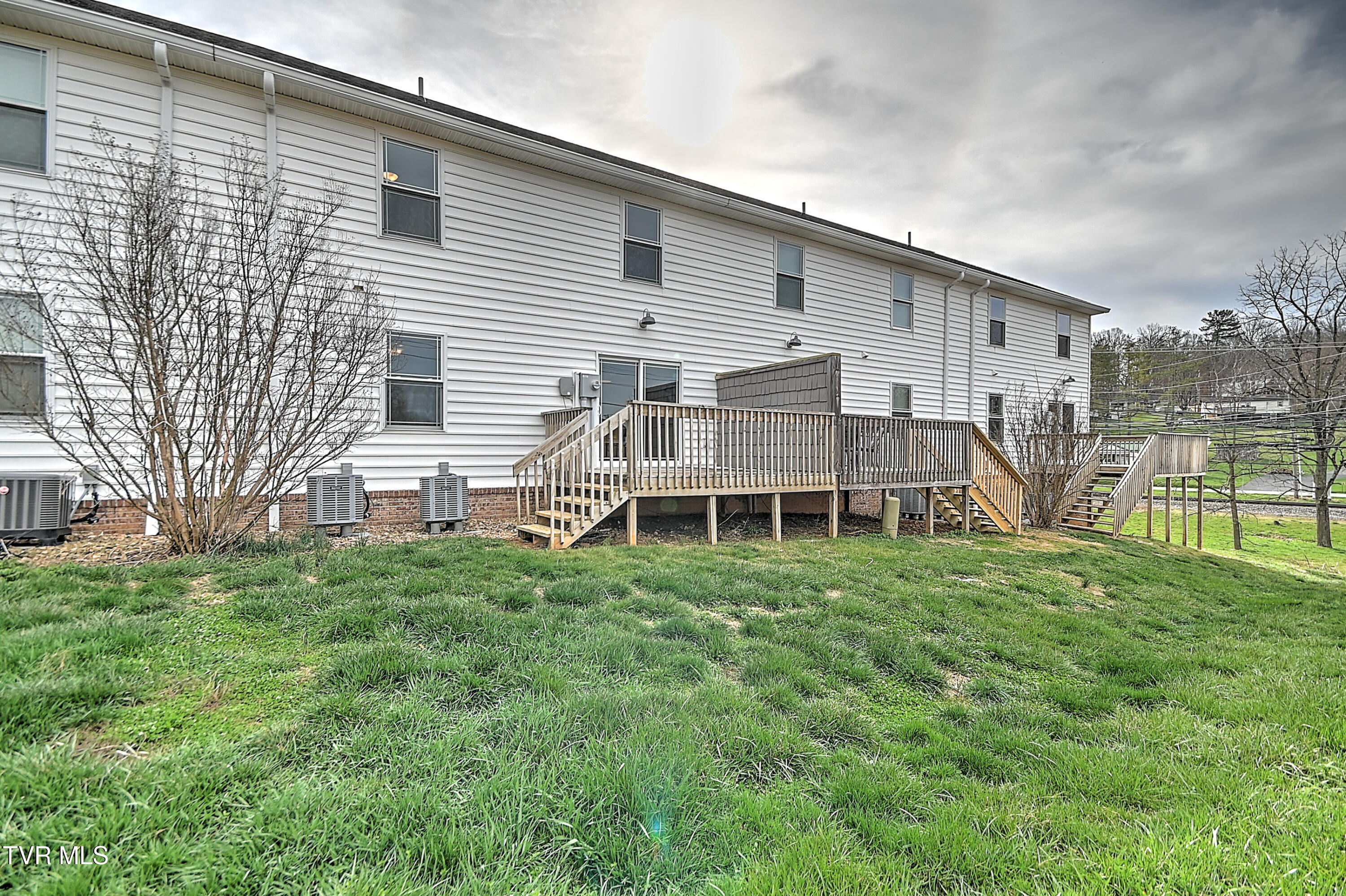 105 Smartview Lane Abingdon, VA 24210 - Photo 43 of 43 105 Smartview GUnit-46