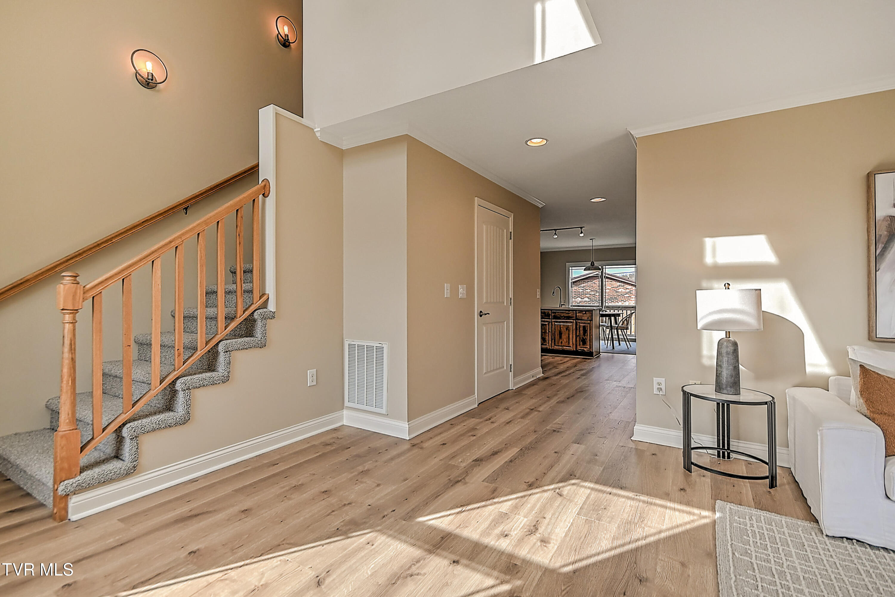 105 Smartview Lane Abingdon, VA 24210 - Photo 8 of 43 105 Smartview GUnit-14