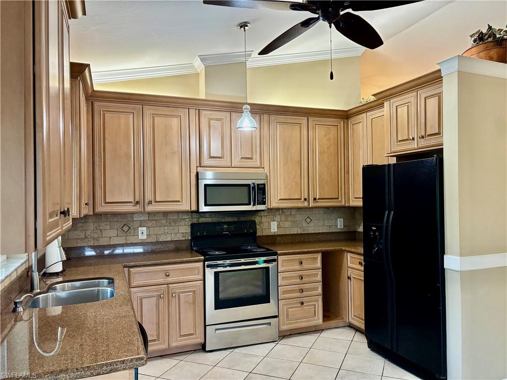 5232 Raintree Lane Naples, FL 34113 - Photo 8 of 38