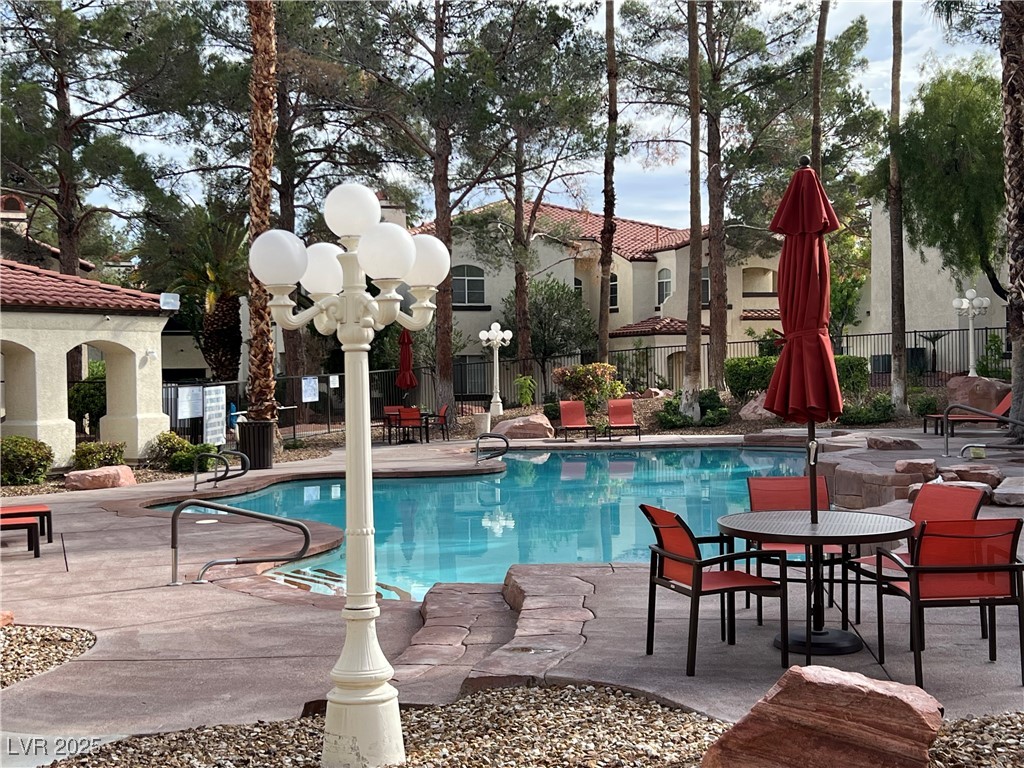 2975 Bluegrass Lane, Unit 424 Henderson, NV 89074 - Photo 16 of 43 Gorgeous pool and spa area