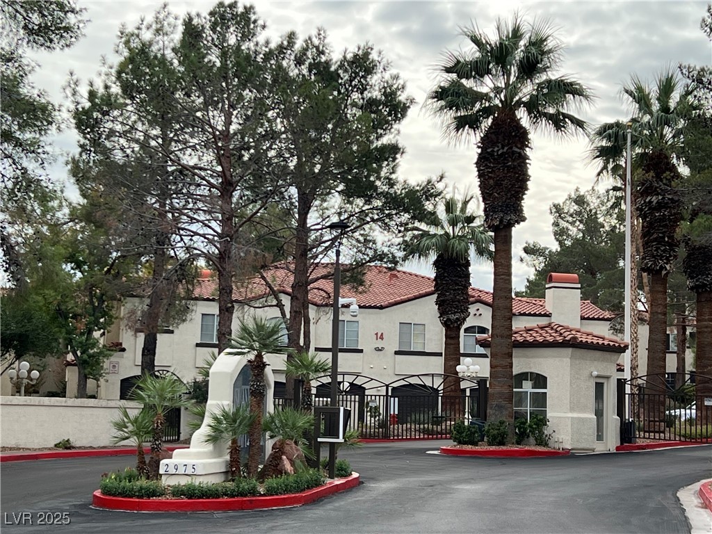 2975 Bluegrass Lane, Unit 424 Henderson, NV 89074 - Photo 33 of 43 Gated entry
