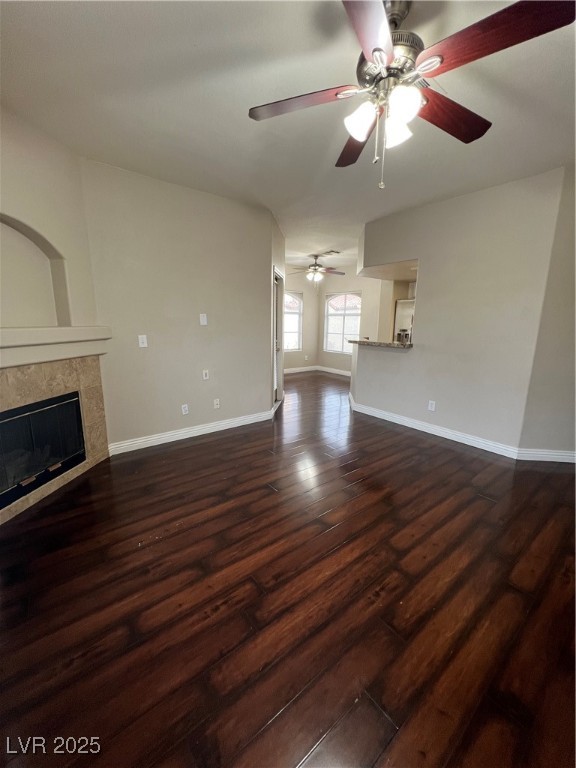 2975 Bluegrass Lane, Unit 424 Henderson, NV 89074 - Photo 4 of 43 Living room open to breakfast area and kitchen