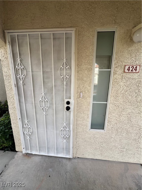 2975 Bluegrass Lane, Unit 424 Henderson, NV 89074 - Photo 41 of 43 Screened 2nd door at entry