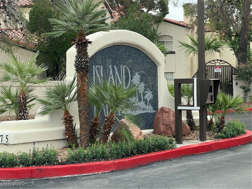 2975 Bluegrass Lane, Unit 424 Henderson, NV 89074 - Photo 42 of 43 Island Park entry