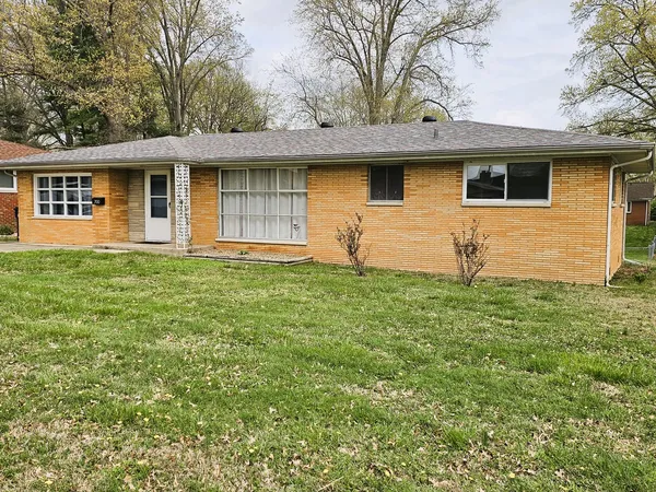 $139,900 | 700 Magnolia Avenue, Mount Vernon, IL 62864