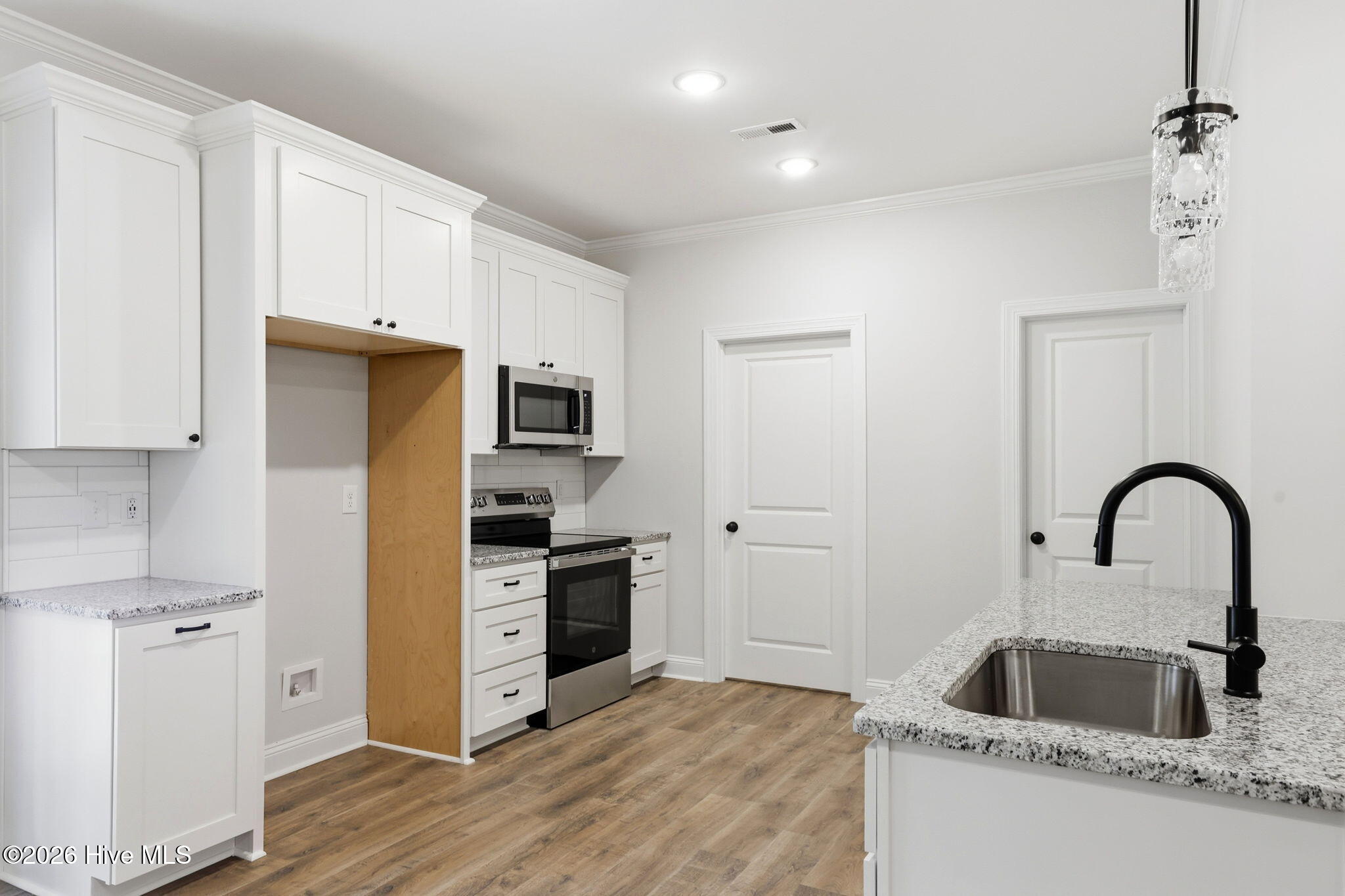 30421 East Lake Road Wagram, NC 28396 - Photo 14 of 42