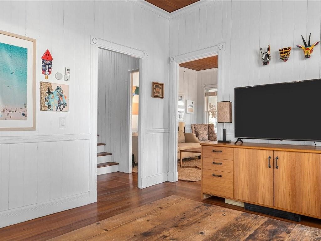 51 9th Avenue Warwick, RI 02886 - Photo 9 of 22