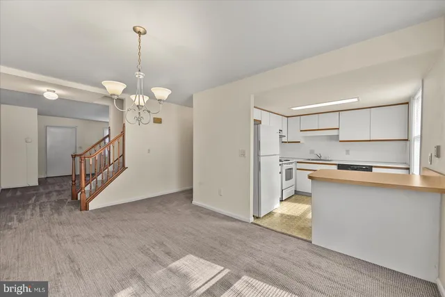 $179,900 | 114 Dew Drop Court, Unit 114, York, PA 17403