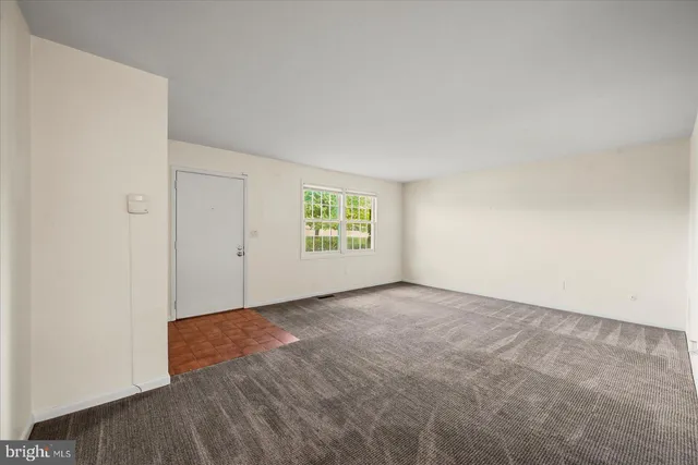 $179,900 | 114 Dew Drop Court, Unit 114, York, PA 17403