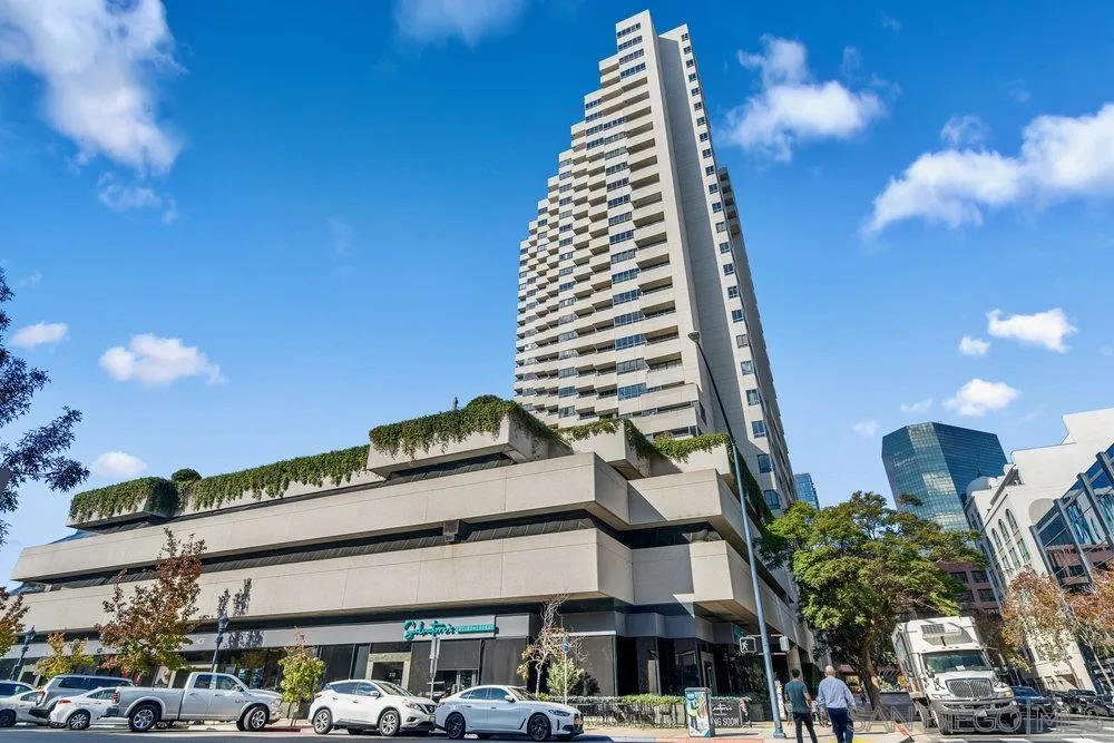 700 Front Street, Unit 2105 San Diego, CA 92101 - Photo 15 of 28 a view of a building with street view and building
