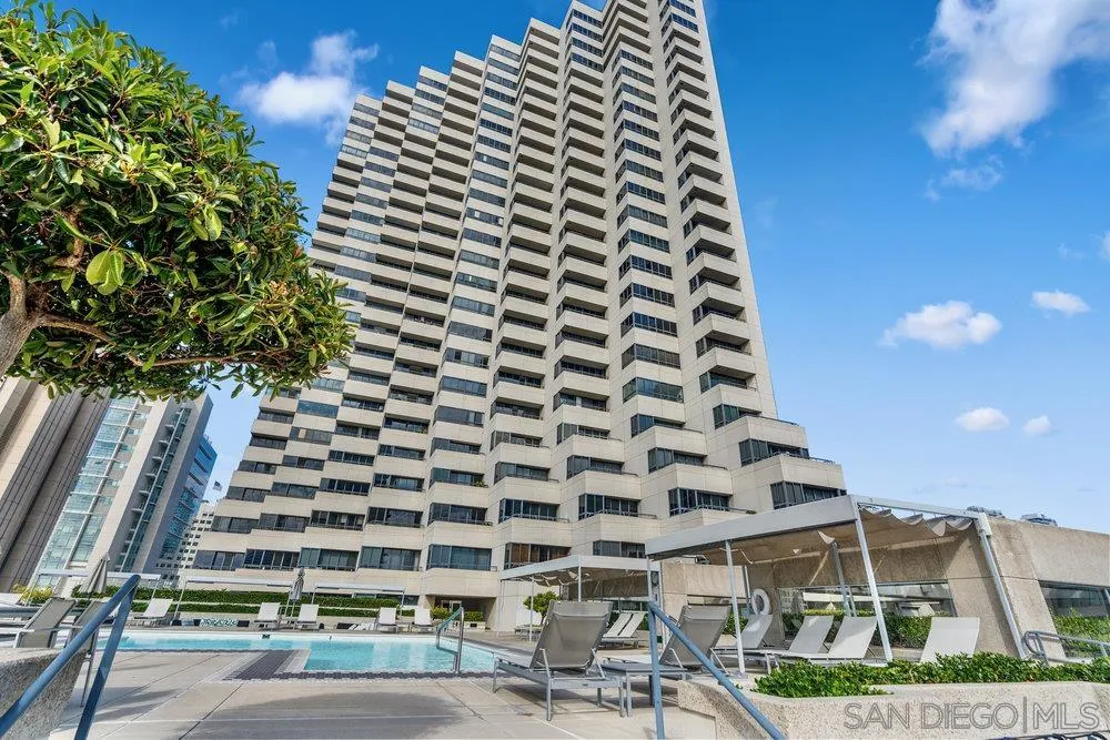 700 Front Street, Unit 2105 San Diego, CA 92101 - Photo 28 of 28 a view of a building