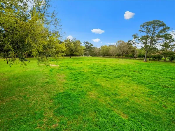 $750,000 | 24508 Gliderport Road, Loranger, LA 70446