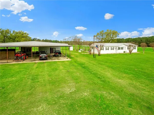 $750,000 | 24508 Gliderport Road, Loranger, LA 70446
